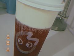 奶霜草莓果茶-CoCo都可(桃浦新邻店)