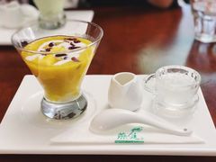 -燕庭·纯燕窝·甜品下午茶(南京西路店)