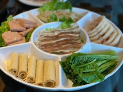 -张大胡子鱼头火锅酒楼(长益路店)