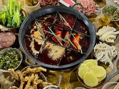 -正南齊北重庆老火锅(光华村直营店)