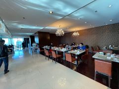 -上海龙之梦万丽酒店