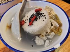 -野山舂·贵州现舂酸汤火锅(鸿通城店)