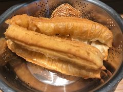 油条-弄堂咪道-饭香·面香·馄饨香(钦州北路田尚坊店)