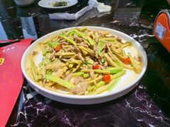 -一号渔港·宜昌肥鱼(东山店)