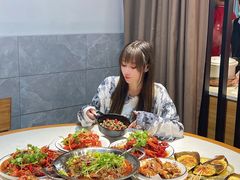 -鑫郭氏·南昌20年大排档(红谷滩旗舰店)