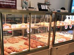 面包甜点陈列柜-石头先生的烤炉(济南领秀城贵和店)