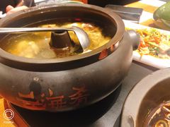 云南经典汽锅鸡-云海肴·汽锅鸡·云南菜(苏州中心店)