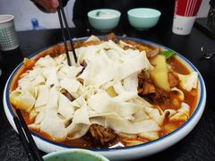 -撒拉人家.酸菜牦牛肉火锅