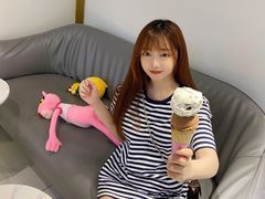 -Fridi Patisserie Cafe