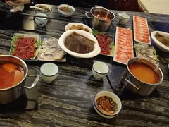 -云中捞高空旋转餐厅(商茂世纪广场店)
