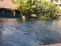 -三亚湾海居铂尔曼度假酒店