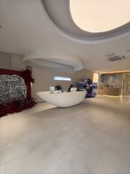 -比华利美容医院