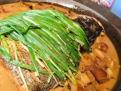葱香烧大鱼头-京味斋·北京烤鸭(华威桥北工大店)