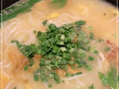 -银米·云南传统过桥米线(双廊黑金冠店)