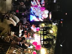 -胡桃里音乐餐厅(陶溪川店)(川湘赣菜·世界百大酒庄直供红酒·音乐表演)