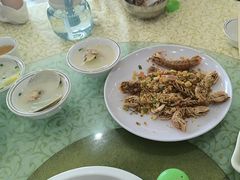 -鹏城人家海鲜酒家·23年老字号(较场尾店)