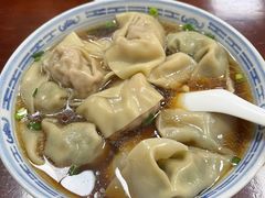 半菜半肉-古徽州馄饨店(宝安路店)