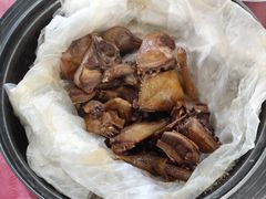 秘制盐焗乳鸽-侠成水上农庄(工业大道店)