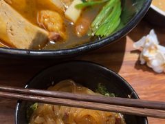 -万记麻辣烫国展总店