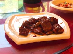 -鸿一饭店(隐秀路店)