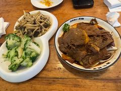-杨记清芳牛肉拉面(京广路店)