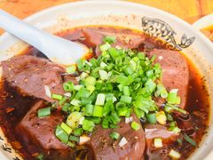 鲜血旺-杨三娘跷脚牛肉(羊子山西路店)