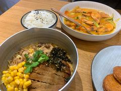 冬阴功拌面-About Bistro關於·泰式家庭料理