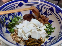 -蜗牛小馆醉乡民谣云南菜(惠新西里店)