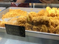 蟹黄风味酥松小贝-鲍师傅糕点(春熙路店)