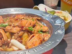 -胖哥俩肉蟹煲(济南世茂国际广场店)