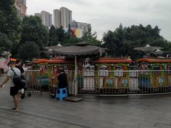 -日月光中心广场