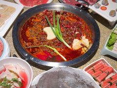 -茅草房·河畔园林火锅