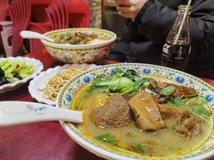 -金杨拉面王小吃面馆·牛三宝面·红烧牛肉粉