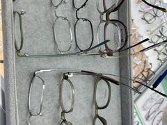 -潘多拉眼镜·蔡司依视路明月(潘家园店)