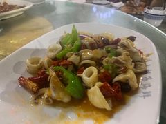 -四川小胡子海鲜(丁村万人海鲜广场店)