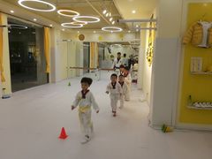 -勇气斑马·巴西柔术&跆拳道(浦东三林店)