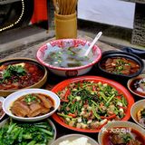 十八梯的川味宝藏店|十八碗