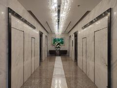 -上海虹桥西郊假日酒店