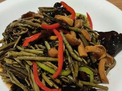 珍菌山野菜-上关雪東北菜(中房金谊店)