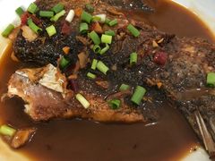 红烧划水-天乐农家鱼头王(天目湖店)