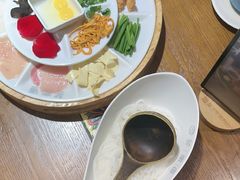 -芸南道·过桥米线(昆明老街旗舰店)