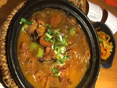 小鸡炖蘑菇-苗小坛酸汤鱼(酒仙桥店)