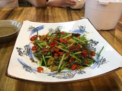 -湘聚南县土菜馆(龙山二路店)