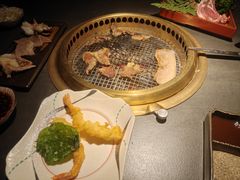 -铭牛烧肉·和牛海鲜自助(高新月牙湖店)