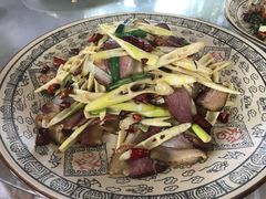 笋子炒腊肉-丁丁厨娘