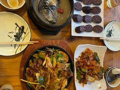 -长寿参鸡汤(朝韩风情街店)