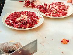 -来龍儿鲜切牛肉自助老火锅