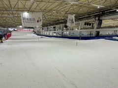 -乔波室内滑雪场