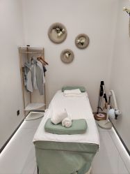 -芳朵美容养生SPA