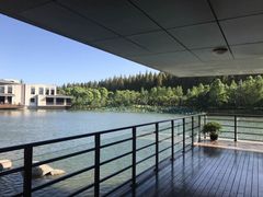 -上海怡沁园度假酒店